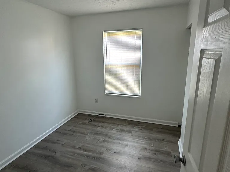 1488 Kingswood Way — Photo 4