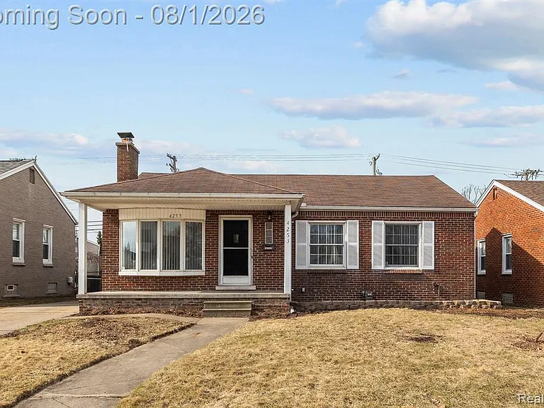 4253 Cooper Ave — Photo 1