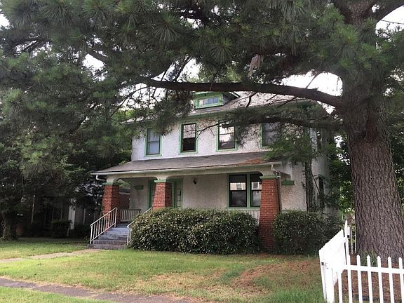 2nd image of 3108 Woodrow Ave