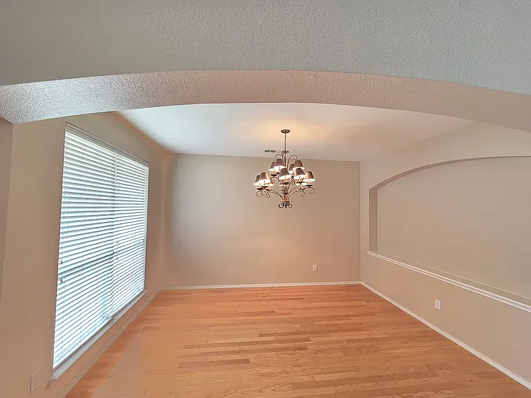 625 Manchester Dr — Photo 22
