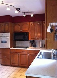 5th image of 207 W 108th Ave