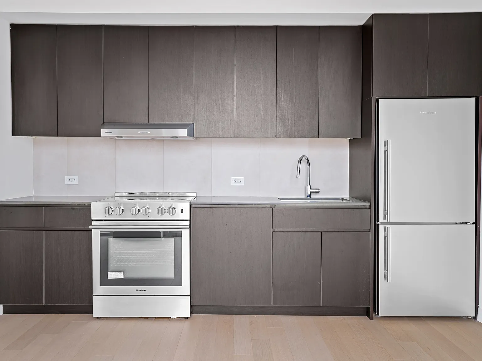 310 Livingston Street — Photo 3