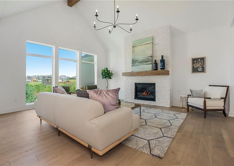 1st image of 18300 Monrovia St