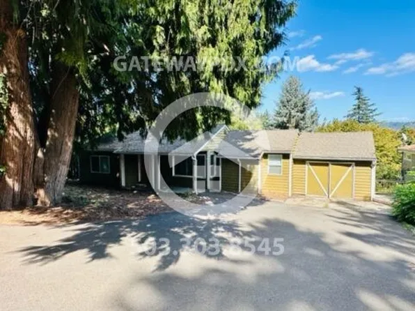 14520 SE Upper Aldercrest Dr #A, Portland, OR 97267