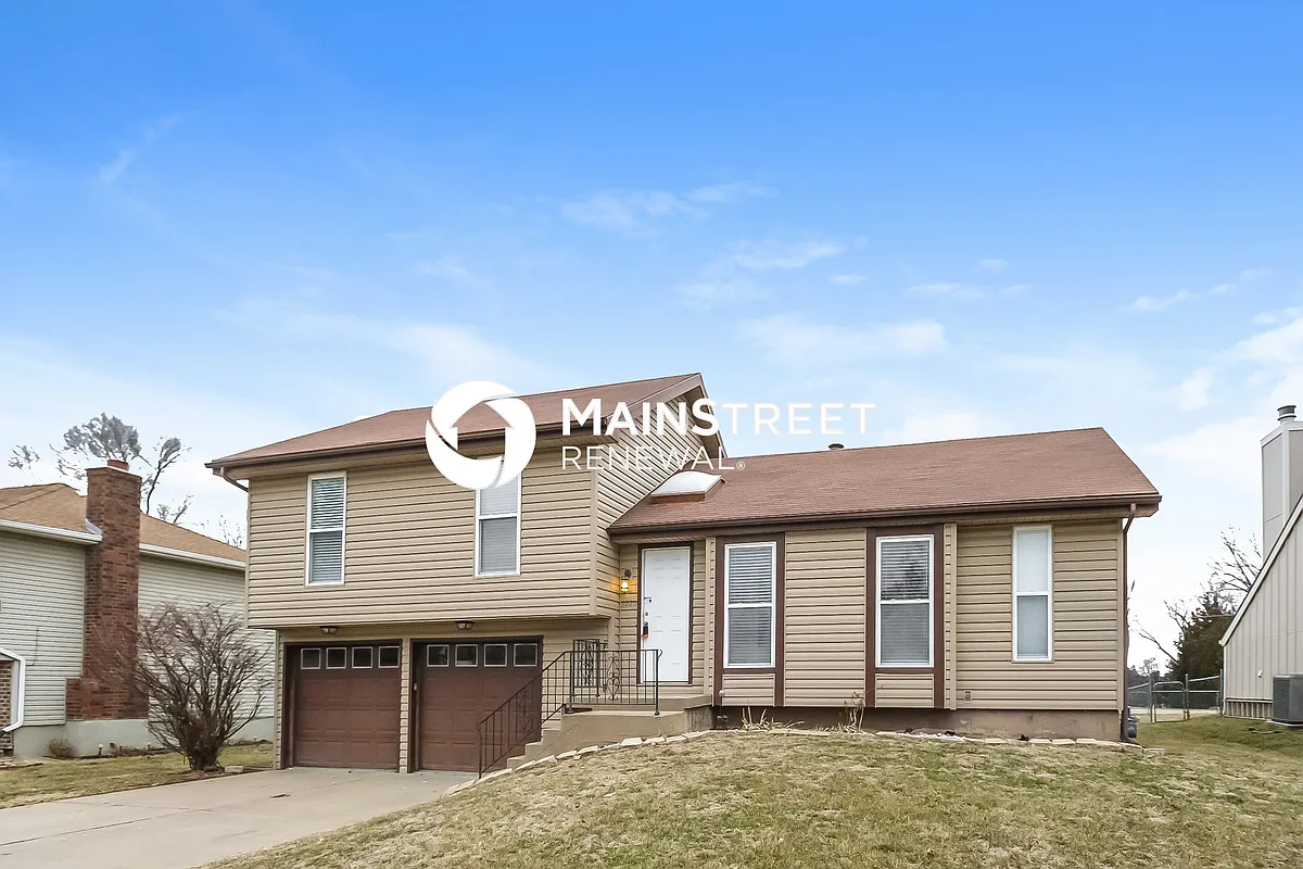Front View - 2020 High St