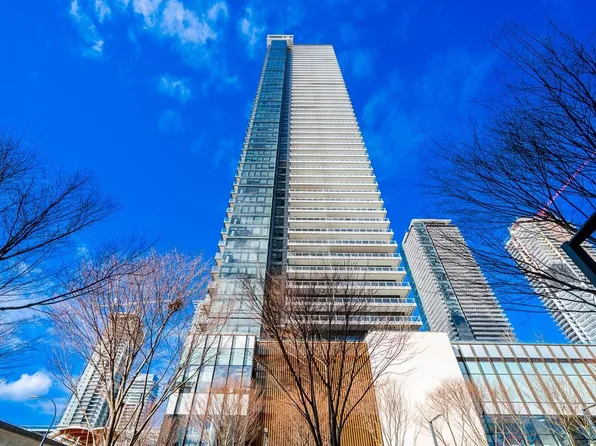 1955 Alpha Way #4210, Burnaby, BC V5C 0K6