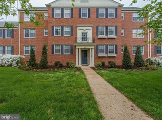 6619 10th St UNIT B2, Alexandria, VA 22307