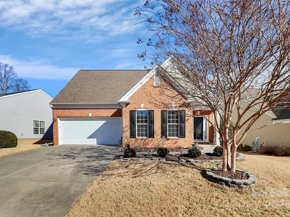 9021 Gander Dr, Charlotte, NC 28277
