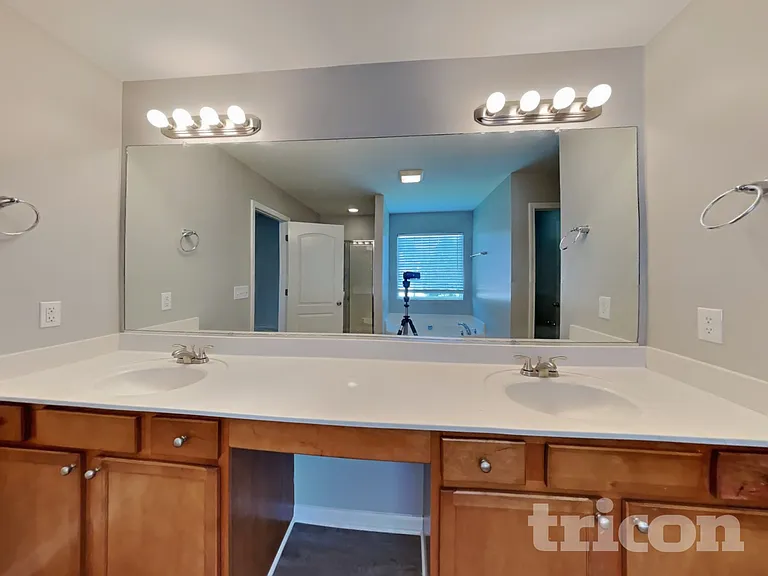 2345 Waverly Crossing Rd — Photo 7