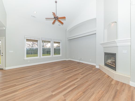 4th image of 20485 The Oaks Dr