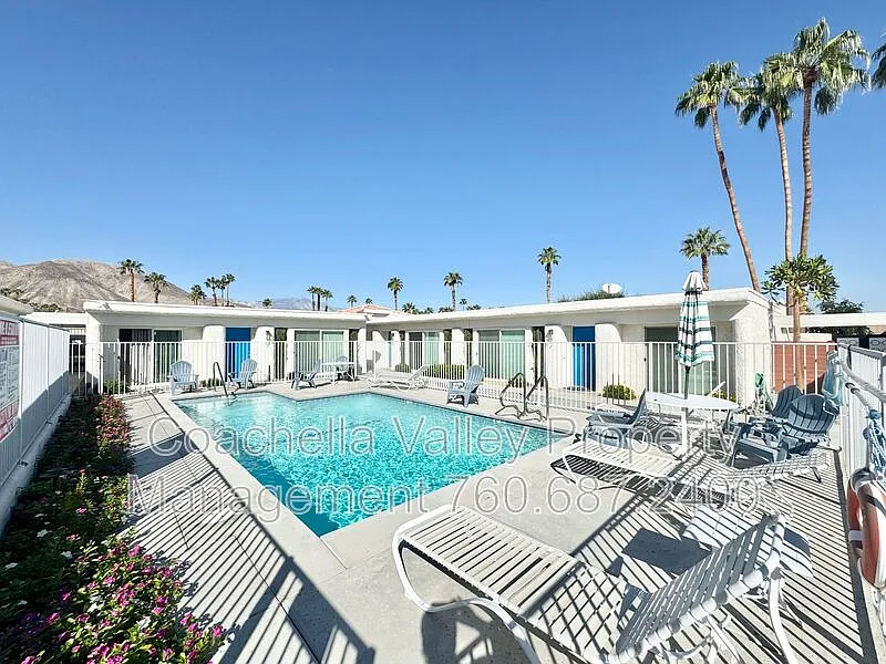 73525 Shadow Mountain Dr — Photo 2