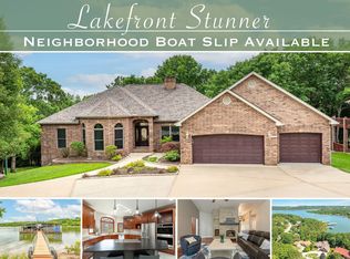 378 Lakefront Cir, Kimberling City, MO 65686