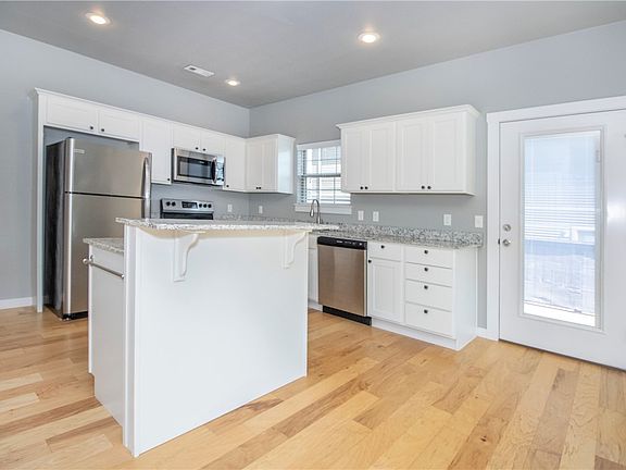 3rd image of 2788 W Cottonwillow Way