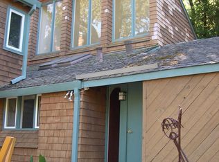 1148 Los Trancos Rd, Portola Valley, CA 94028