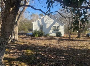 4881 Chestnut Fork Rd, Gloucester, VA 23061