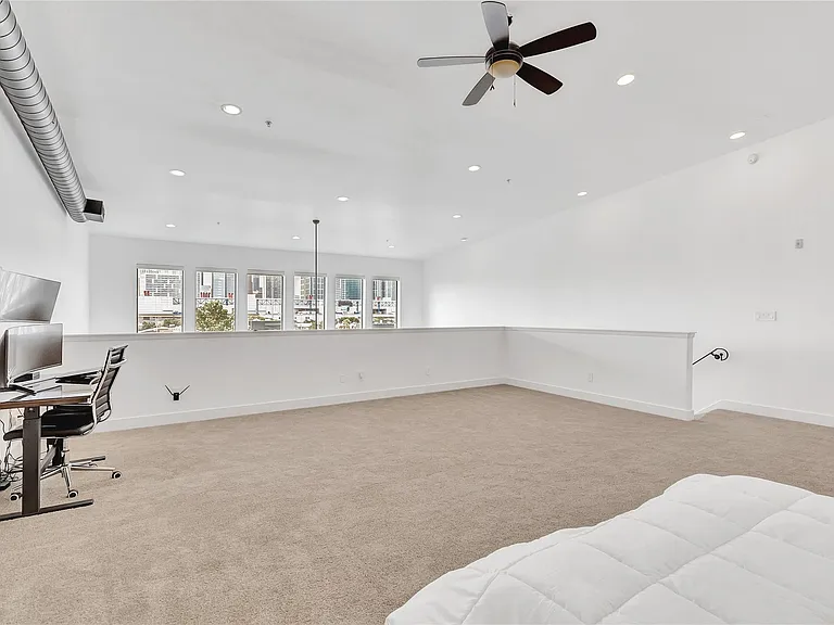 2323 Polk St #305 — Photo 21