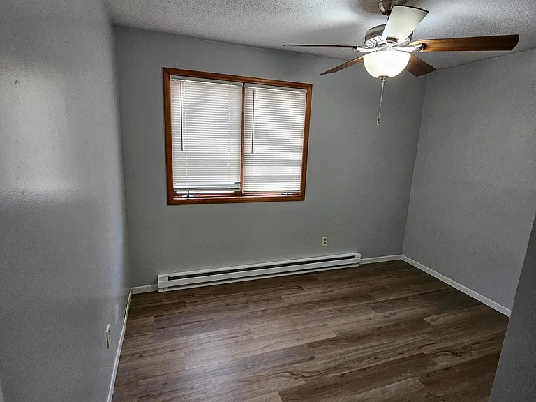 1160 Oakview Dr #7 — Photo 16