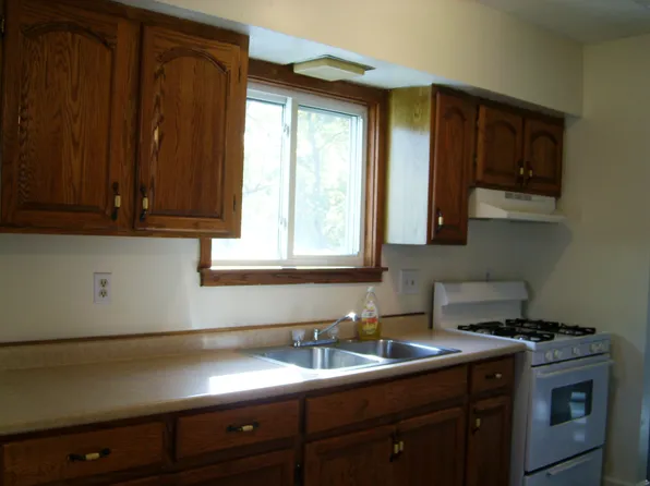 36 E Fayette St #3-A, Hillsdale, MI 49242