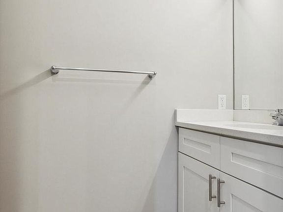 4th image of 1407-9 N 8th St #1