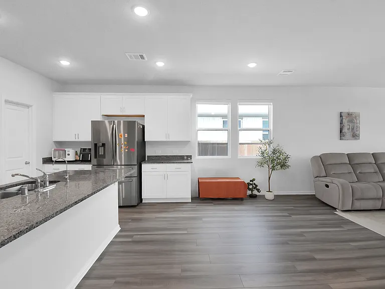 728 Rusty Spurs Pl — Photo 10