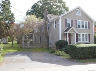 37 Grove St, Branford, CT 06405