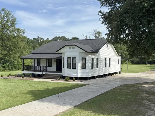 12300 Clanton Dr, Walker, LA 70785