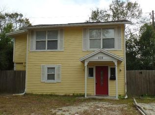 608 Hickman Ct S, Saint Petersburg, FL 33705