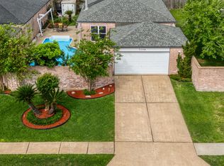 7346 Camino Verde Dr, Houston, TX 77083