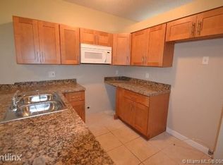 1902 NW 184th Way, Pembroke Pines, FL 33029
