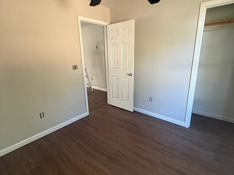 13 Dean Manor Dr — Photo 10