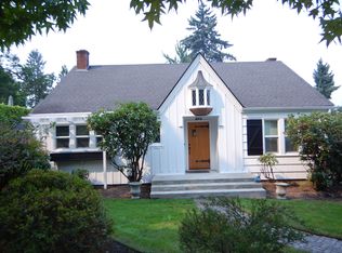 2112 Charnelton St, Eugene, OR 97405