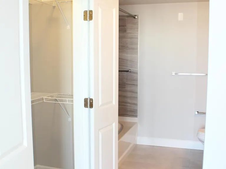 The Vue at Creve Coeur Apartments — Photo 81