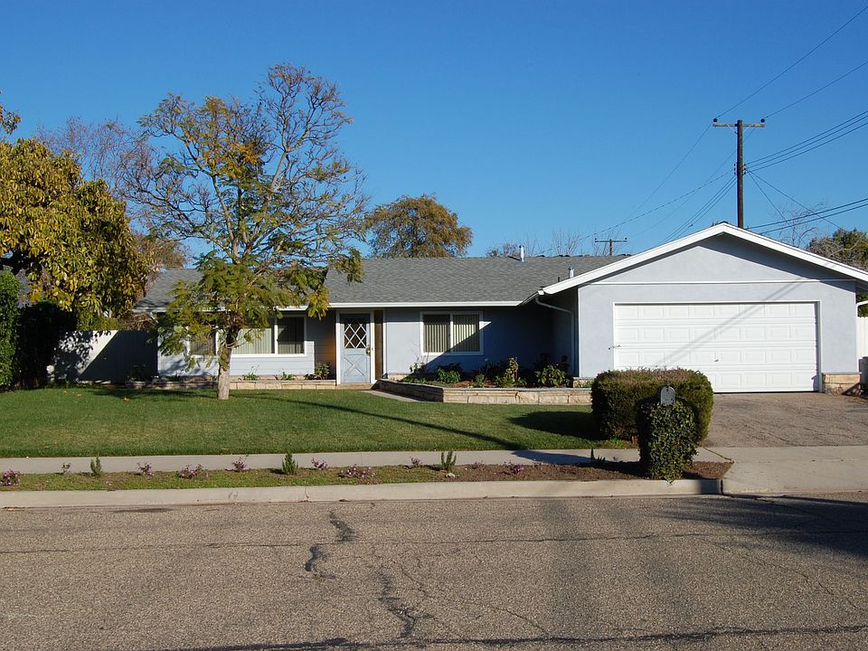 Quiet and Sleepy Neighborhood