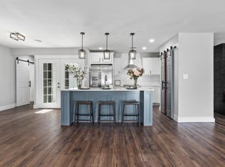 213 SW Moody St, Burleson, TX 76028