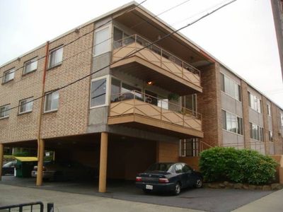 4700 35th Ave S APT 204, Seattle, WA, 98118