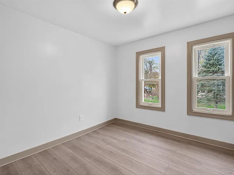 62 Poplar St — Photo 27