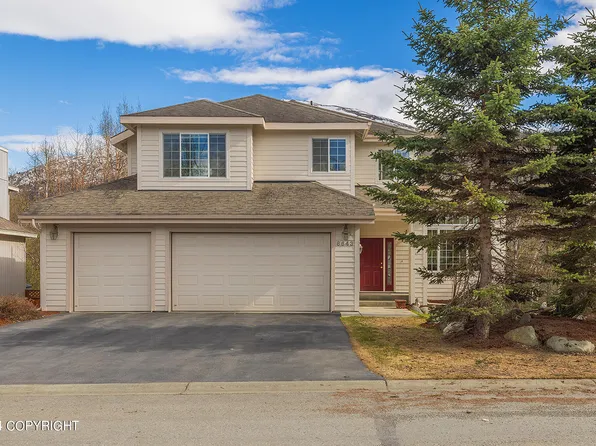 8643 Lassen St, Eagle River, AK 99577