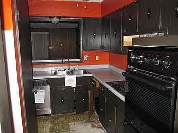 2nd image of 2104 Cedar Way Ct