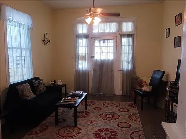 1 bed, 1.0 bath, 600 sqft, $1,200 — Photo 3