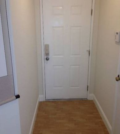4th image of 316 Boatswain Ct