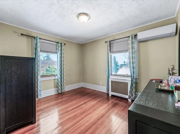 219-08 38th Avenue image 13 of 26