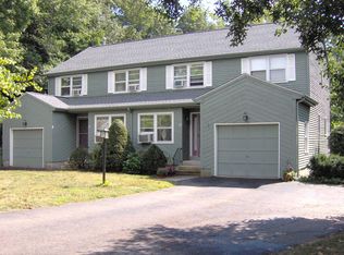 24 Norman Dr, Glastonbury, CT 06033