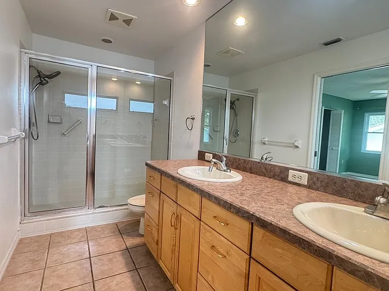 6077 Marella Dr — Photo 23