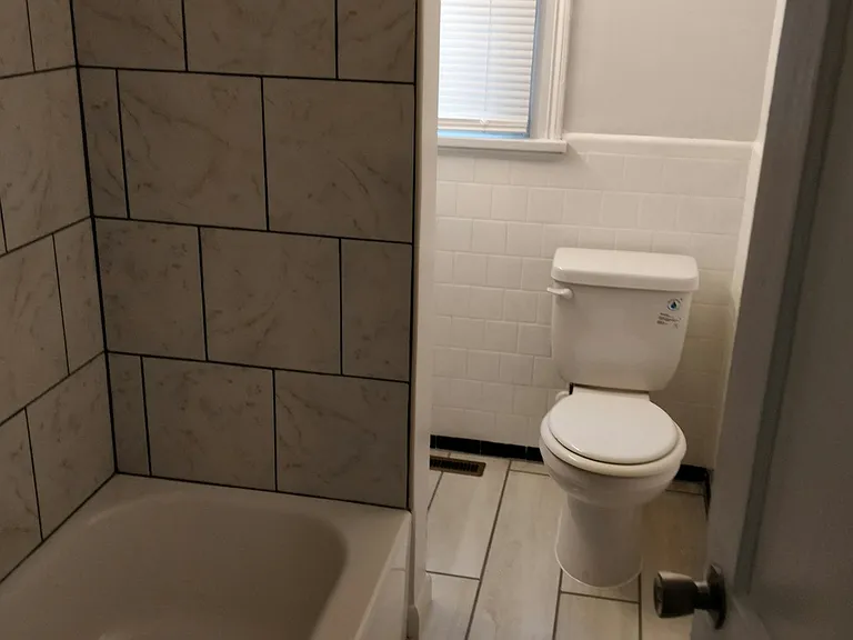 5611 Lakeside Ave — Photo 20