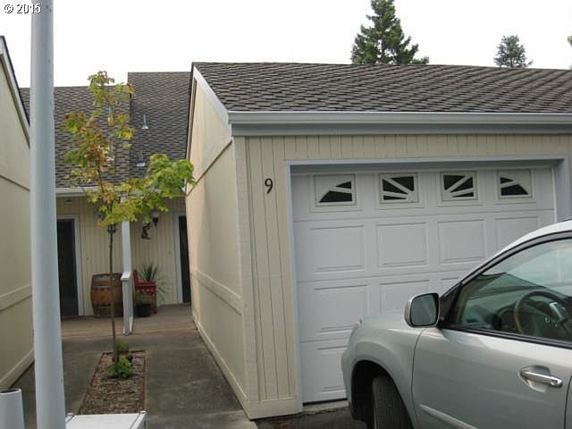 1st image of 9 NW Mountain View Dr