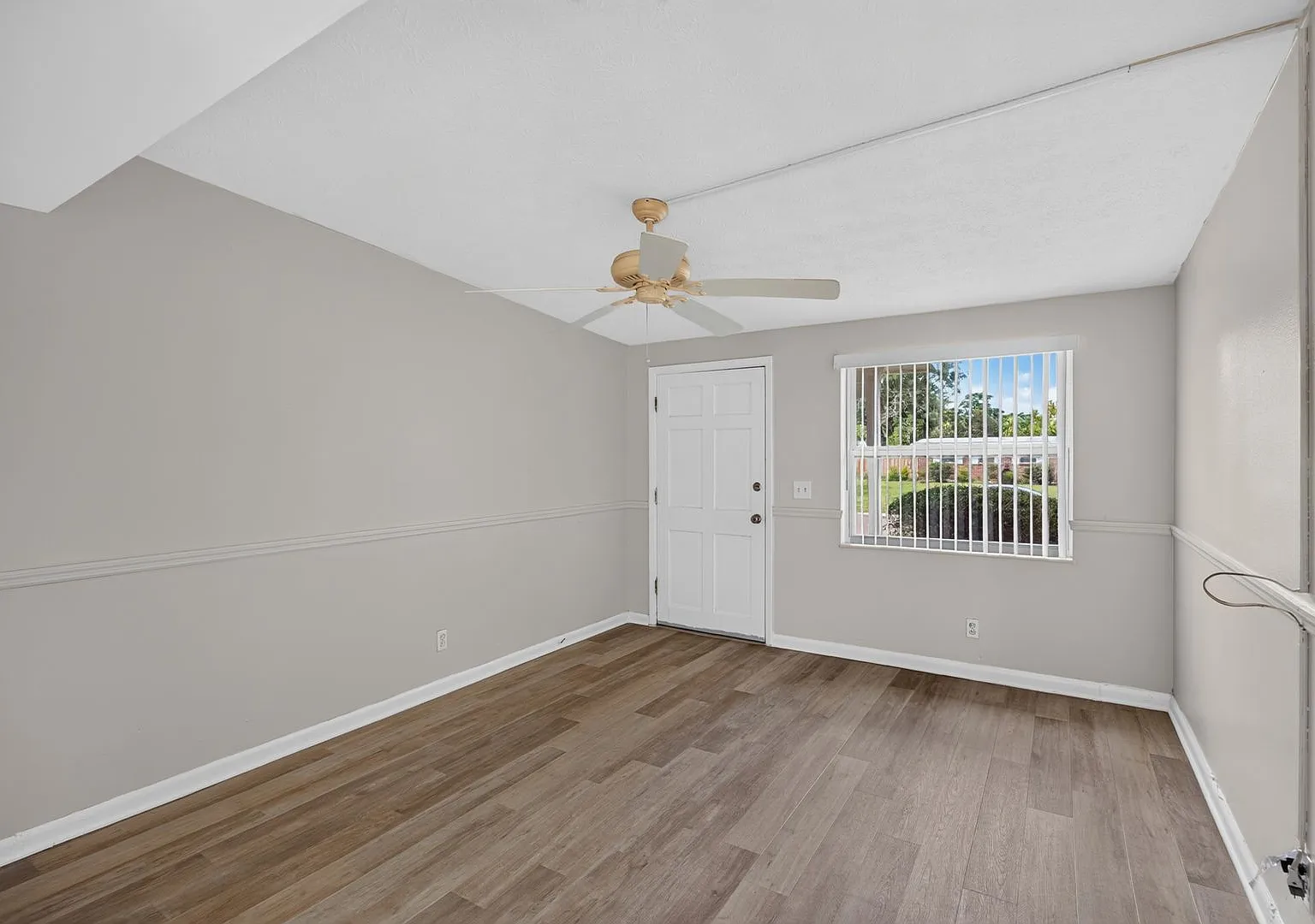 Home for rent — Photo 4