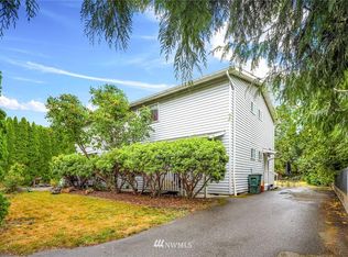 3429 Redwood Ave, Bellingham, WA 98225