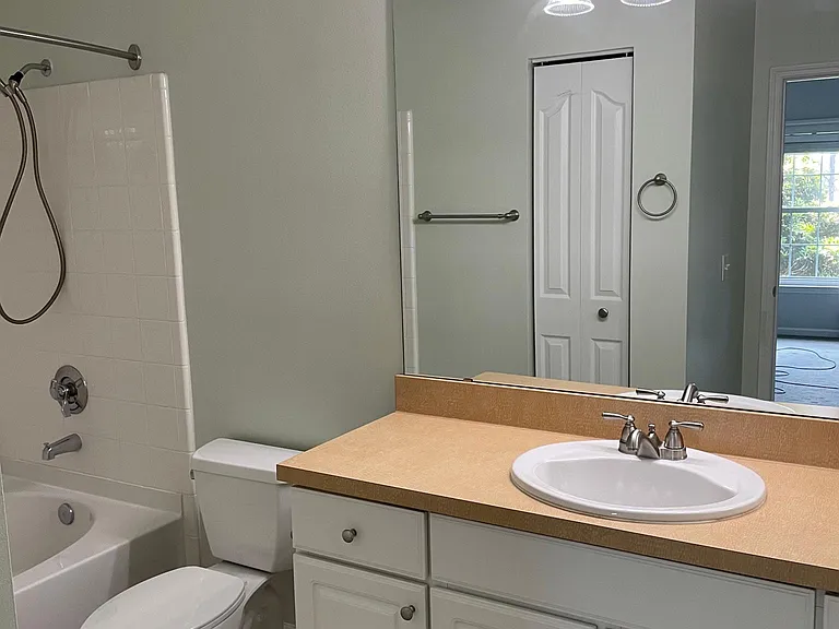 12824 Madison Pointe Cir #201 — Photo 23