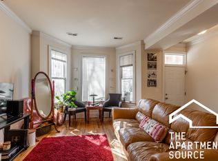 1312 W Roscoe St, Chicago, IL 60657