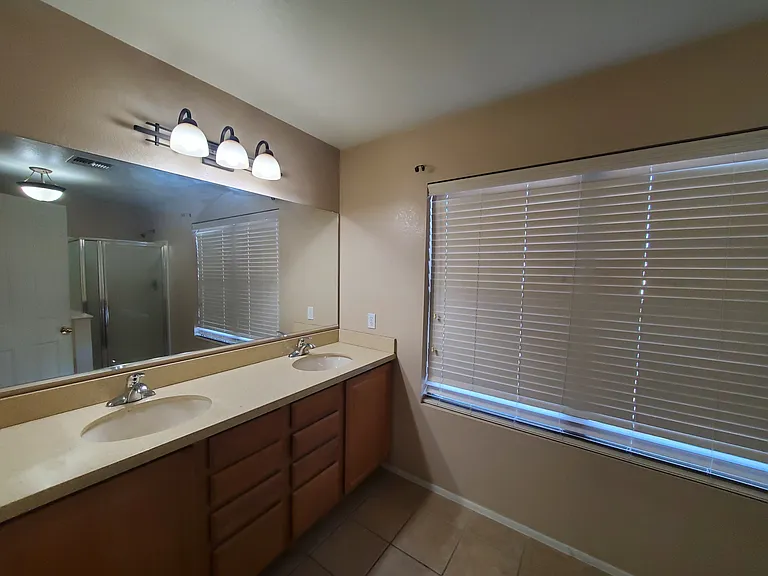 2452 S Nielson St — Photo 15